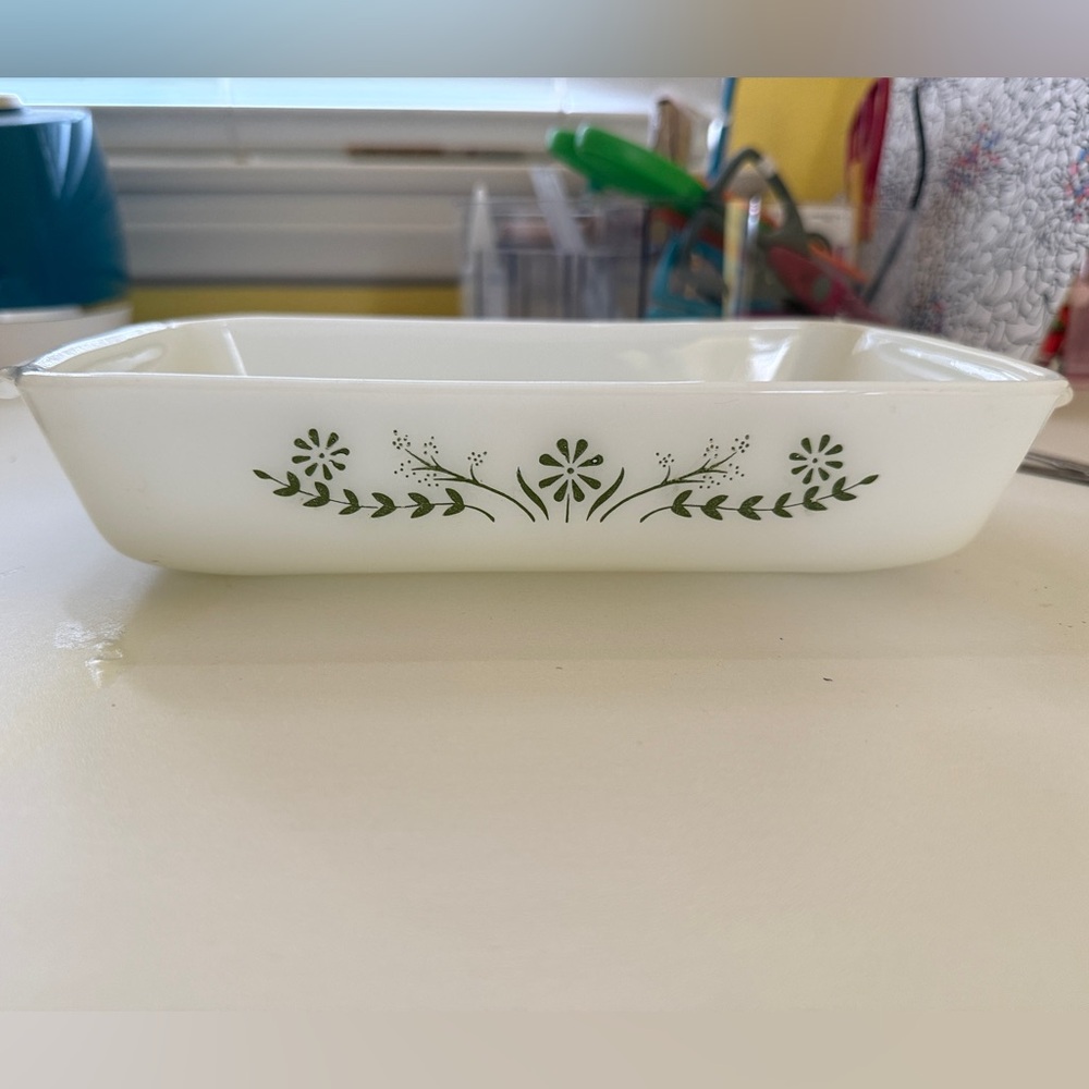 Vintage Pyrex “Crazy Daisy” Baking Dish